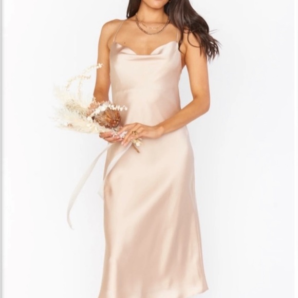 New show Me Your Mumu Veronica Cowl Satin Dress with a ring attached medium - Picture 2 of 7